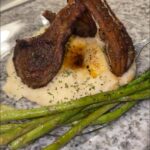 Lamb chops, garlic mash & asparagus