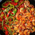 Shrimp with Bell Peppers, Garlic and Sweet Chili Sauce