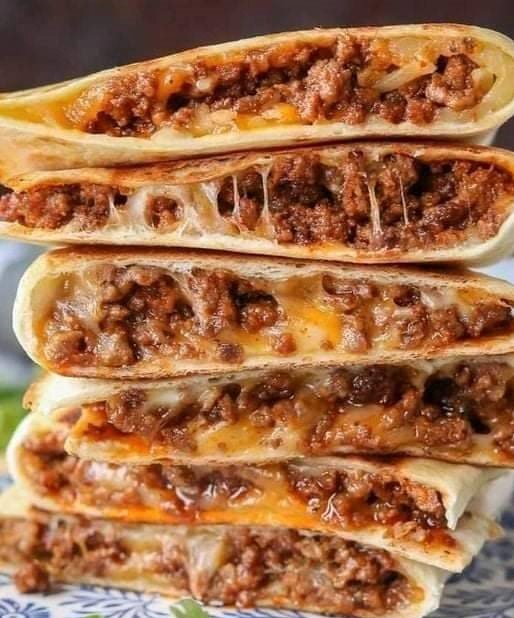 Cheesy Ground Beef Quesadillas 😋😋