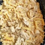 Crockpot Garlic Parmesan Chicken Pasta••