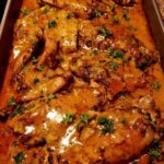 Baked turkey wings with mushroom gravy