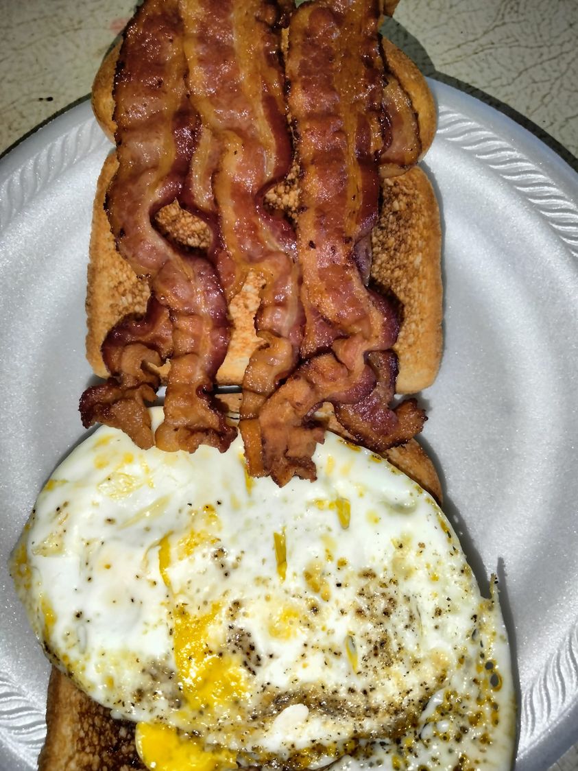 Bacon And Egg Sandwich!😋
