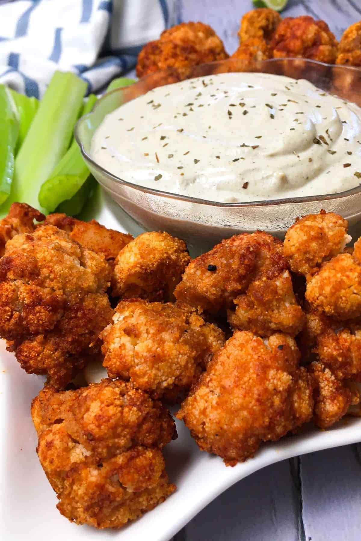 VEGAN CAULIFLOWER BUFFALO WINGS