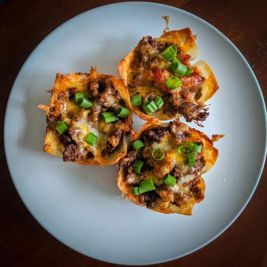 CHICKEN TACO WONTONS “CUPCAKES”