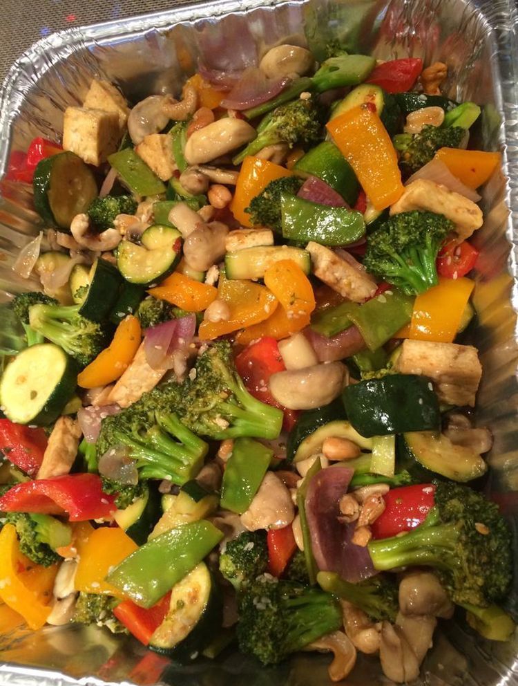 KETO GARLIC CHICKEN STIR FRY
