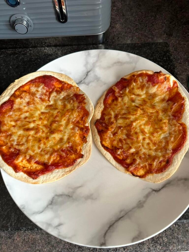 air fryer mini pizza wraps
