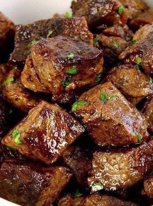 AIR FRYER- STEAK BITES WITH GARLIC BUTTER