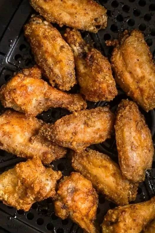 AIR FRYER CHICKEN WINGS