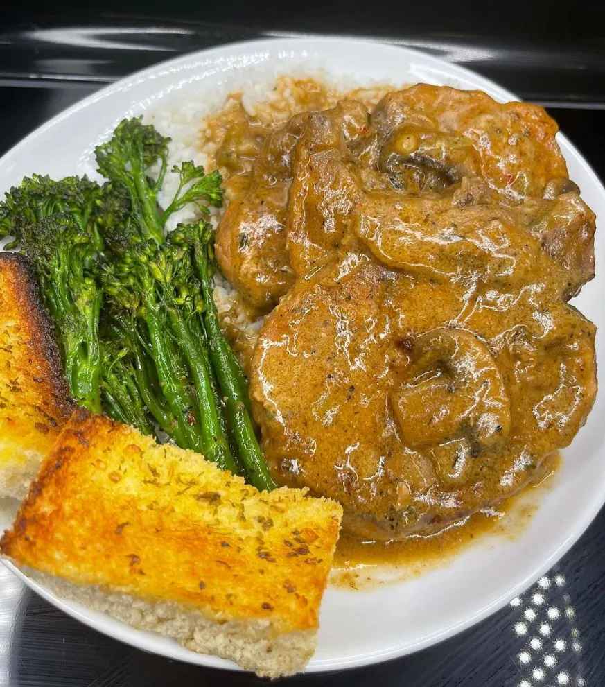 Smothered Cream of Mushroom Pork Chops Recipe with White Rice