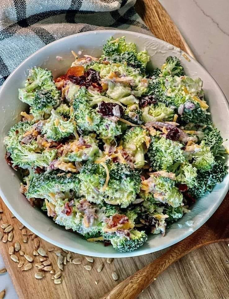 Skinny Creamy Broccoli Salad