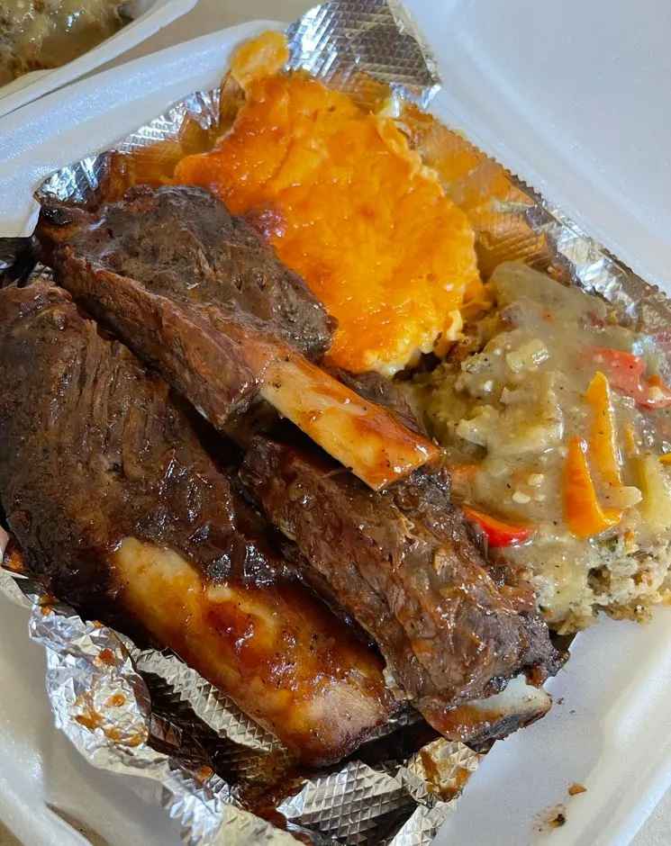 BBQ Beef Ribs, Dressing and Macaroni Recipe