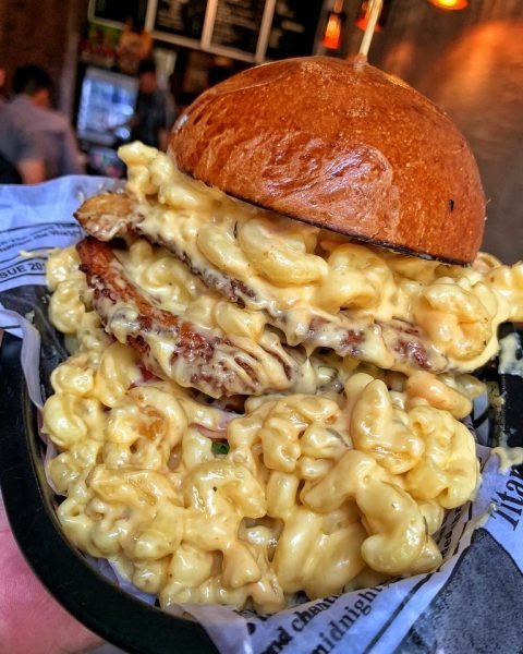 Chicken Sandwich on a Bed of Creamy Mac and Cheese