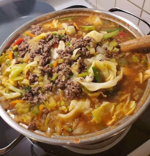 CABBAGE FAT-BURNING SOUP