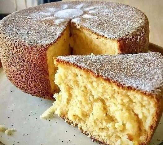 LEMON YOGURT CAKE