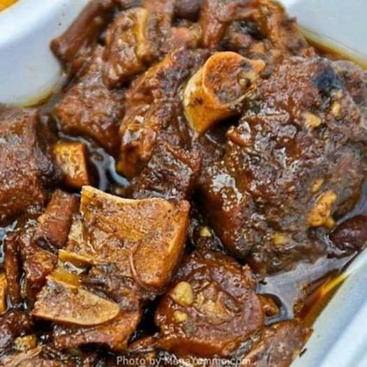 Braised Oxtails