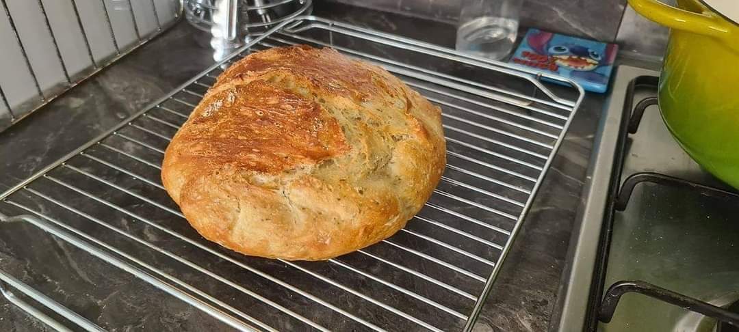 Vegan no-knead bread