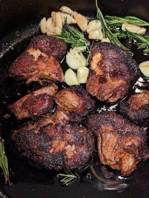 VEGAN LIONS MANE MUSHROOM STEAKS