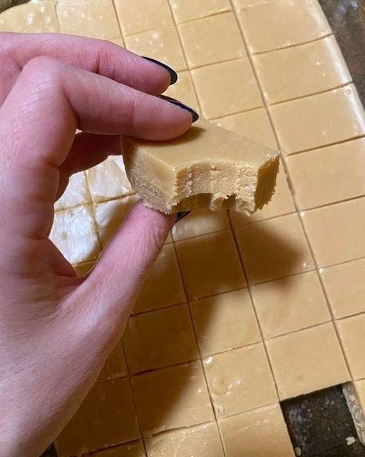 Keto Peanut Butter Fudge