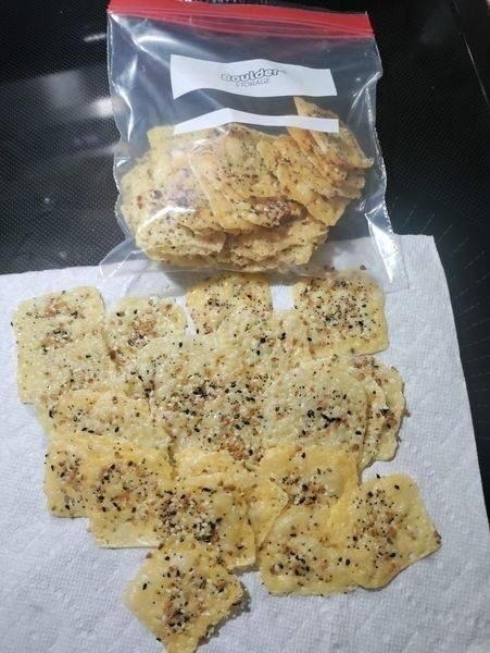 Keto Cheese Chips Delight