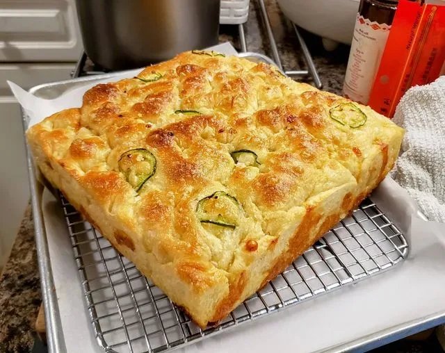 Vegan Jalapeno Cheese Bread