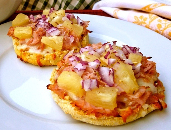 Muffin Hawaiian Pizza Recipe
