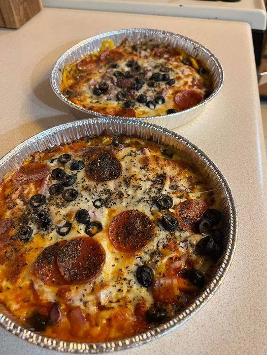 Keto pizza bowls