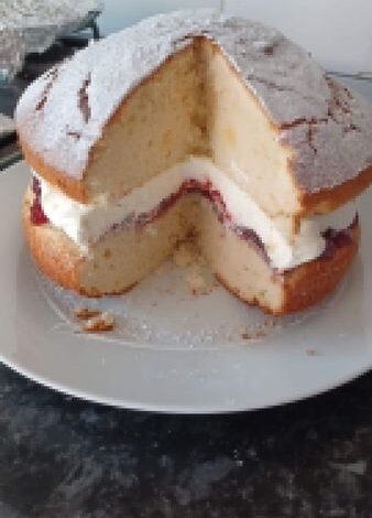 Victoria Sponge Cake In Air Fryer