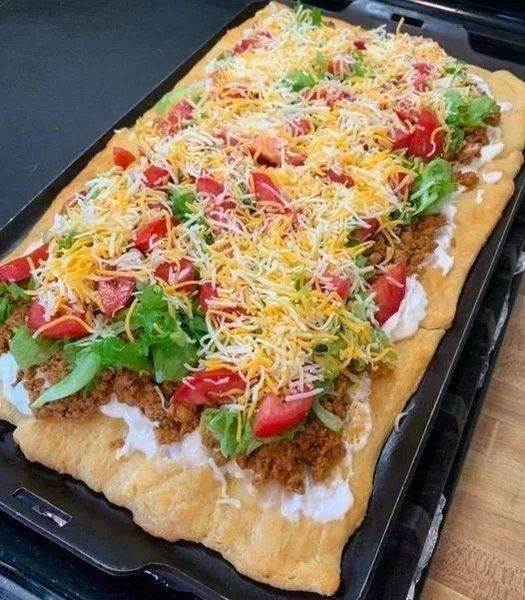 Keto Taco Pizza