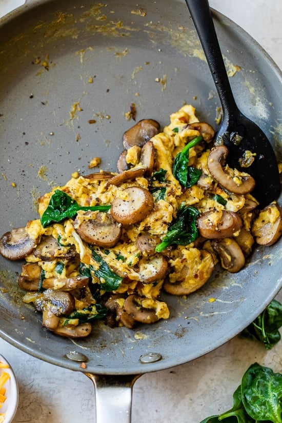 Mushroom-Spinach Scrambled Eggs Recipe