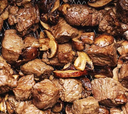 Air Fryer Steak Bites and Mushrooms