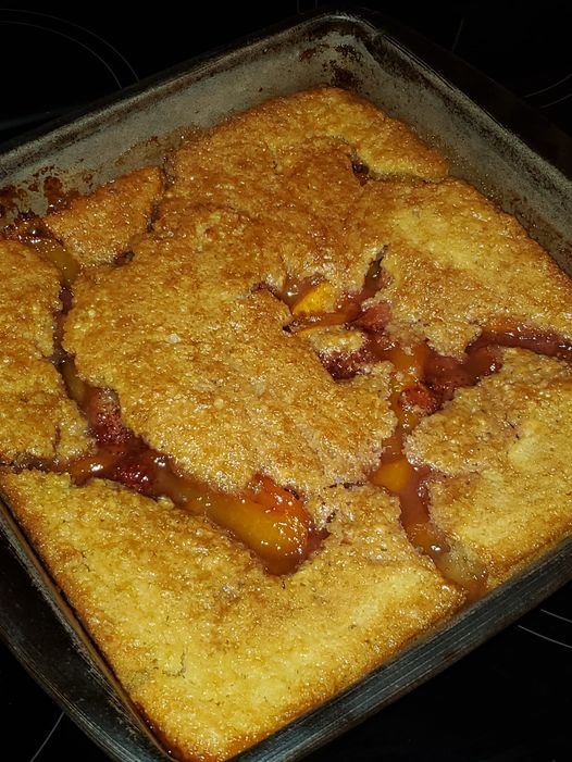 Vegan Strawberry Peach Cobbler