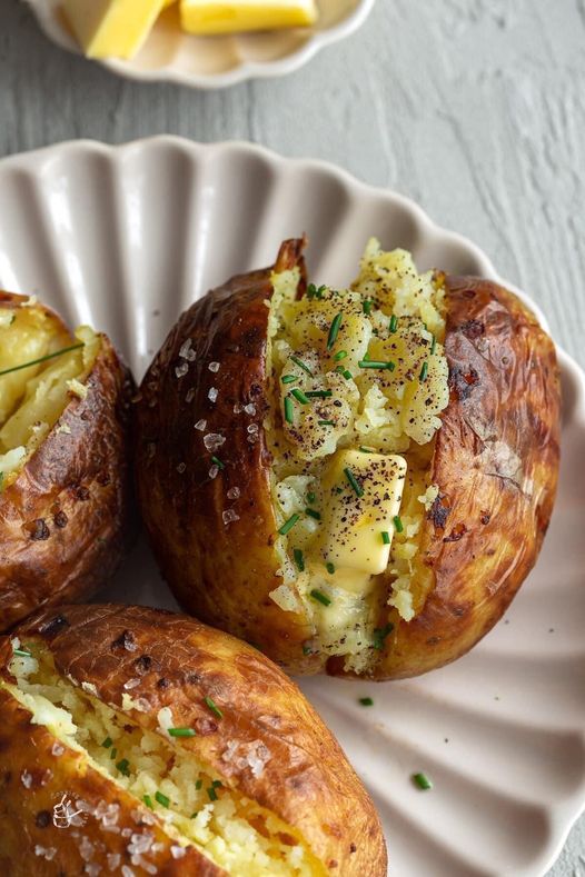 air fryer baked potatoes