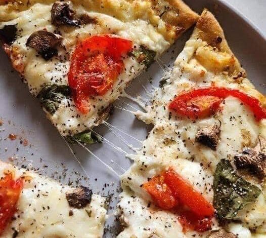 WEIGHT WATCHERS PIZZA WITH 2 INGREDIENT