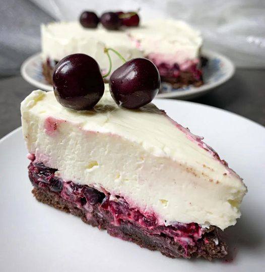 Keto Blueberry Cheesecake