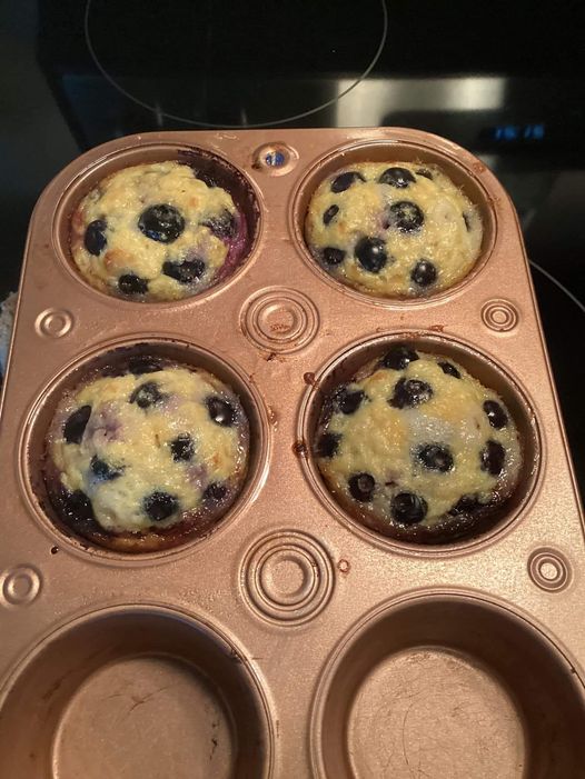 0 point banana, egg, blueberry muffins