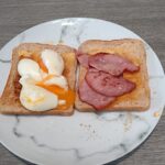 Bacon and eggs on toast