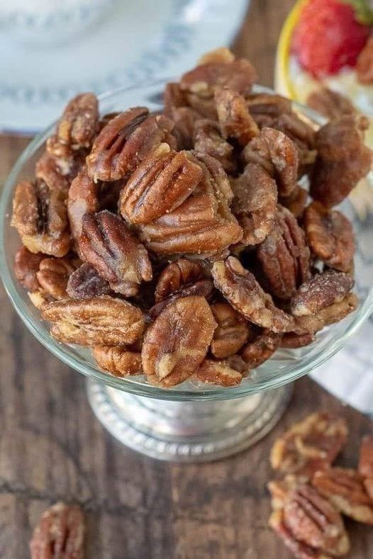 4 Ingredient Vegan Candied Pecans