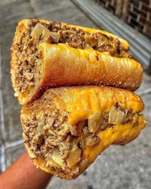 Vegetarian Philly Cheesesteak Sloppy Joe