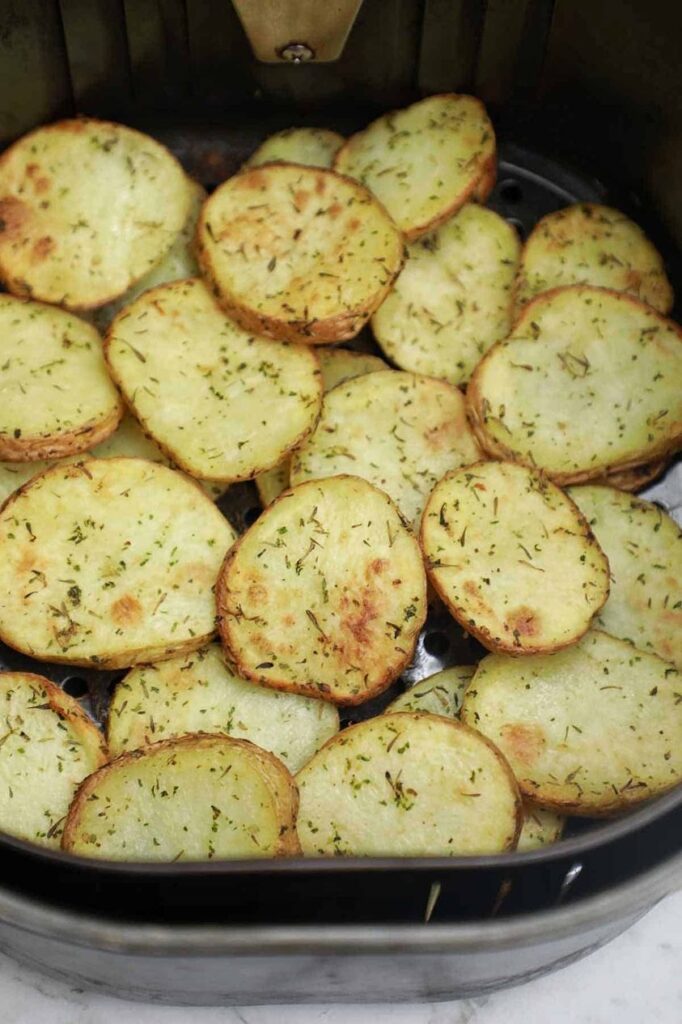 Air fryer sliced potatoes