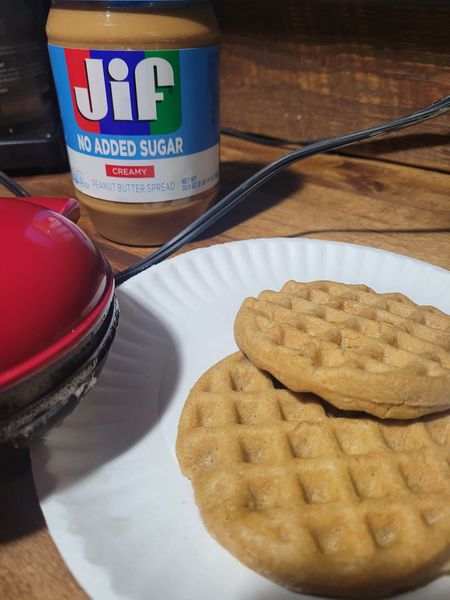 1 tablespoon of peanut butter waffles