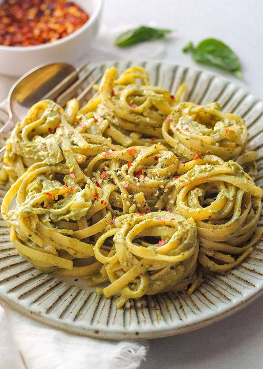 Vegan Avocado Pesto Pasta