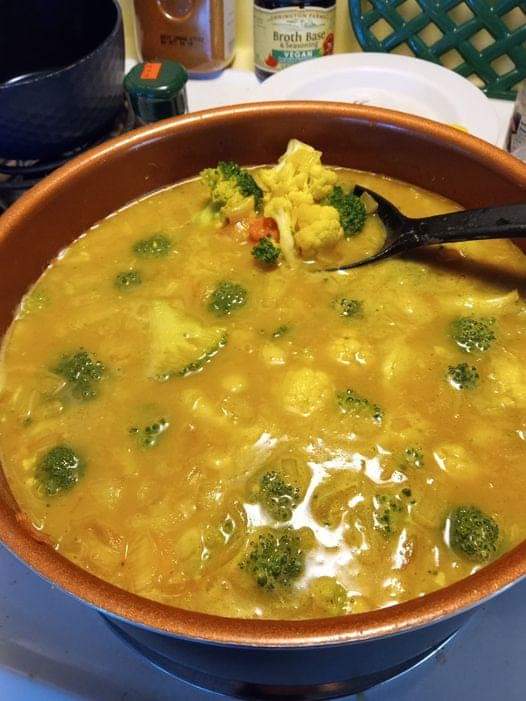 Vegan Yellow Curry Soup