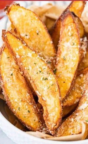 Air Fryer Potato Wedges