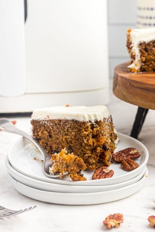 Air Fryer Carrot Cake