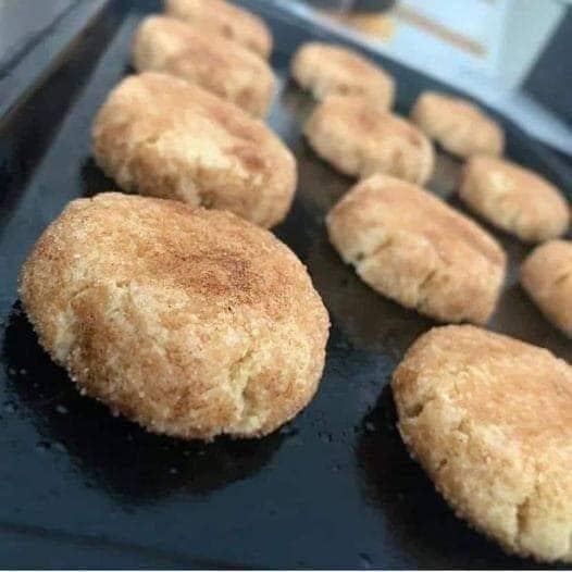 Keto Cream Cheese Snickerdoodles