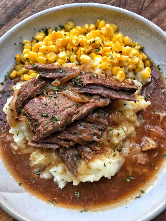 Instant Pot Round Steak & Gravy