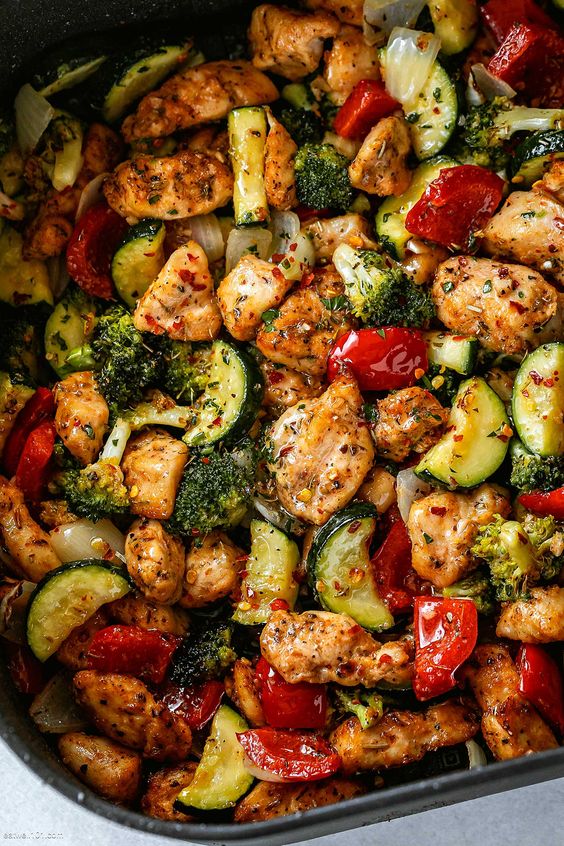 HEALTHY AIR FRYER CHICKEN AND VEGGIES RECIPE