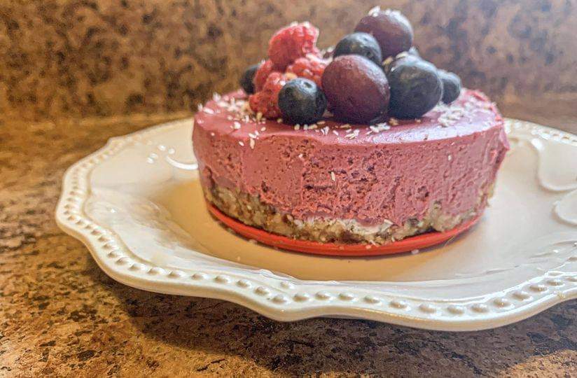 vegan Raspberry Cashew Cheesecake