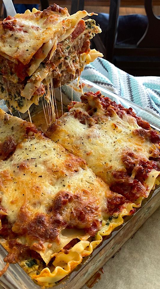 Homemade Spinach and Sausage Lasagna