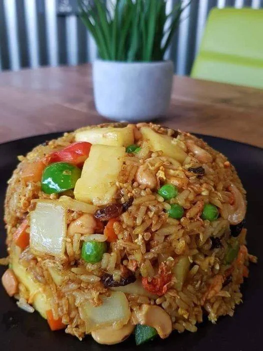 Vegan Pineapple Fried Rice